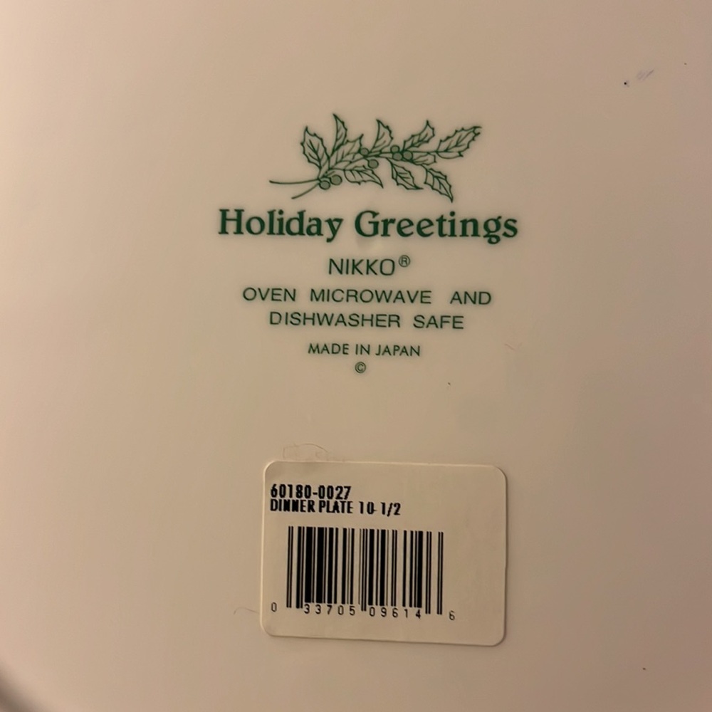 Nikko “Holiday Greetings” China Place Setting 🎄. New with tags! - Picture 5 of 5